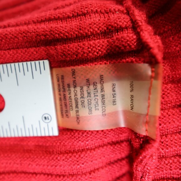 Calvin Klein Dress Womens Medium Red Pullover Long Sleeve Knit Sweater - Picture 9 of 9
